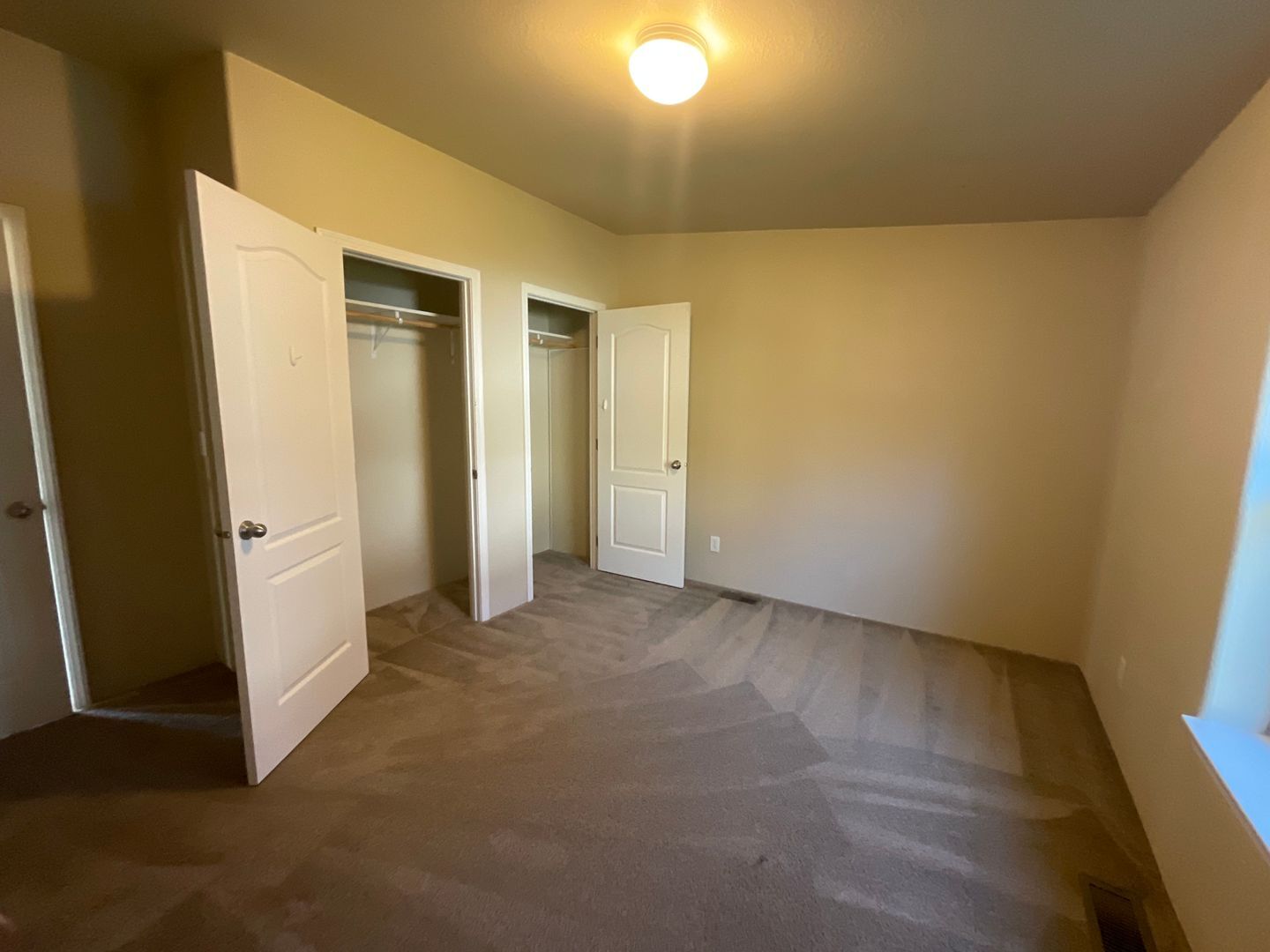 8477 Selder Rd. - Blaine - Washington - 3 bed, 2 bath rental property