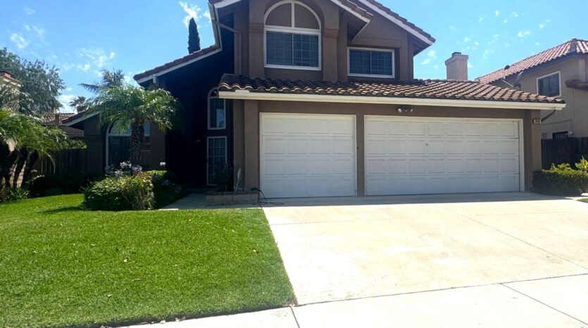 940 Birmingham Dr - Corona - California - 3 bed, 2.5 bath rental property