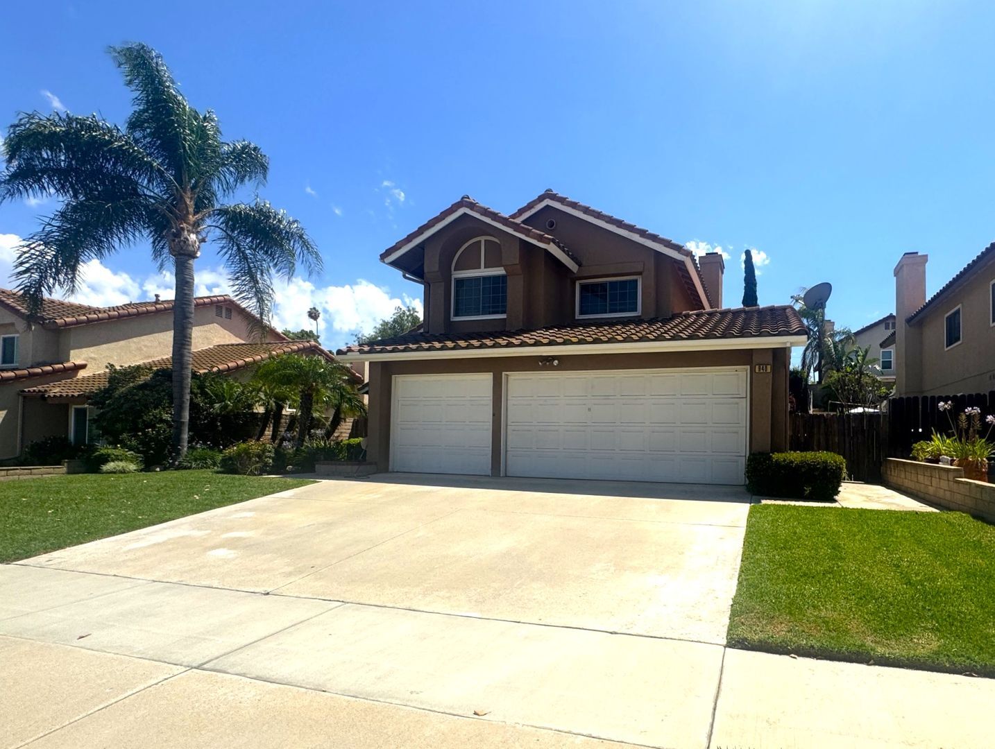 940 Birmingham Dr - Corona - California - 3 bed, 2.5 bath rental property