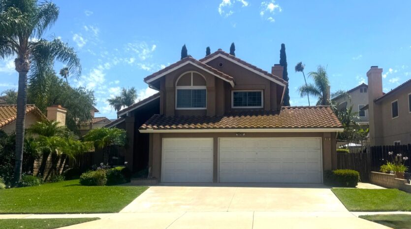 940 Birmingham Dr - Corona - California - 3 bed, 2.5 bath rental property