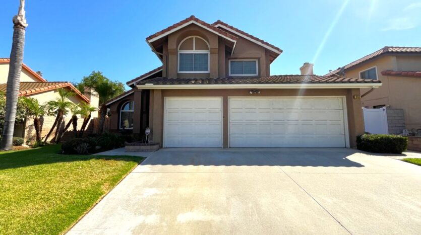 940 Birmingham Dr - Corona - California - 3 bed, 2.5 bath rental property