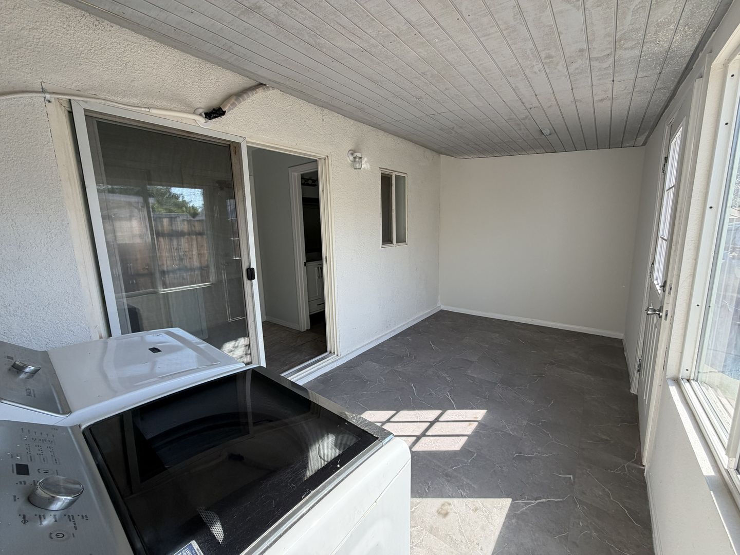 961 Western Ave - Colton - California - 2 bed, 1 bath rental property