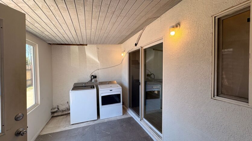 961 Western Ave - Colton - California - 2 bed, 1 bath rental property