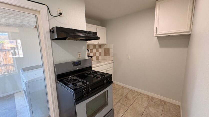 961 Western Ave - Colton - California - 2 bed, 1 bath rental property