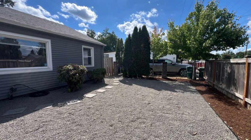 9628-9636-9638 SE Holgate Blvd - Portland - Oregon - 2 bed, 1 bath rental property