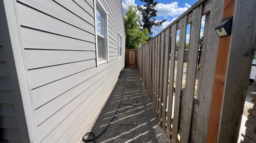 9628-9636-9638 SE Holgate Blvd - Portland - Oregon - 2 bed, 1 bath rental property