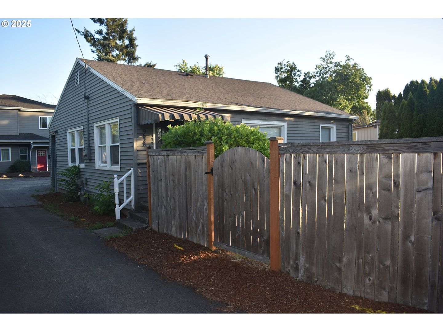 9628-9636-9638 SE Holgate Blvd - Portland - Oregon - 2 bed, 1 bath rental property