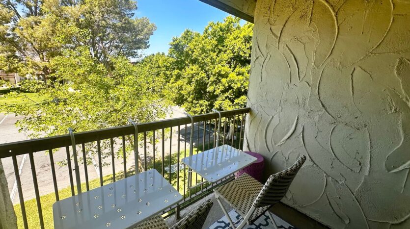 9647 Spyglass Avenue Unit 20 - Desert Hot Springs - California - 1 bed, 1 bath rental property