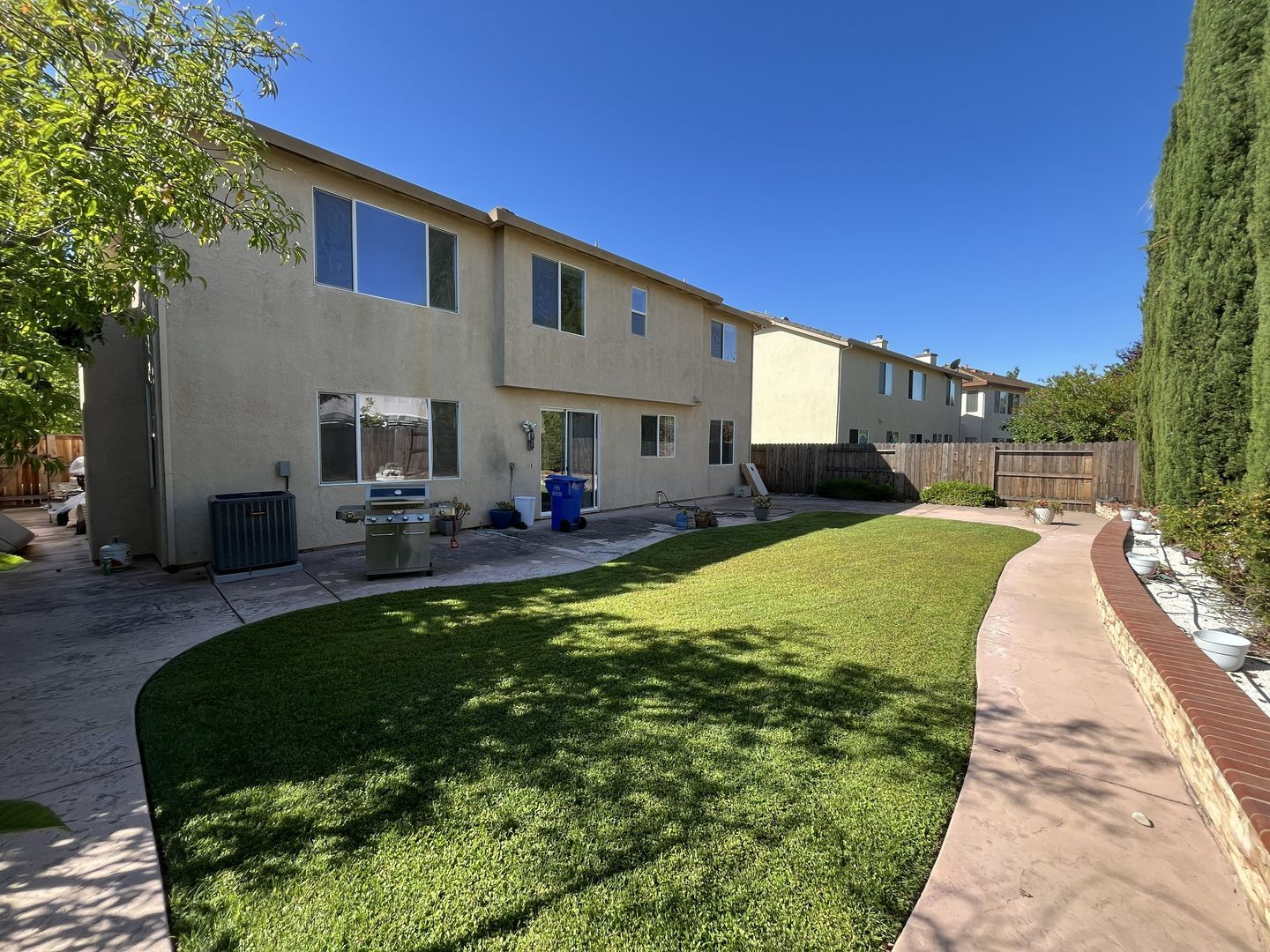9740 Ruddy Duck Way - Elk Grove - California - 4 bed, 3 bath rental property