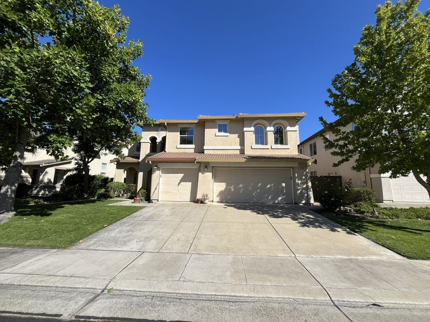 9740 Ruddy Duck Way - Elk Grove - California - 4 bed, 3 bath rental property