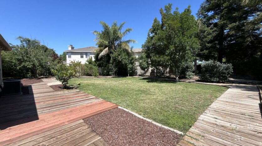 9756 Sage Thrasher Circle  - Elk Grove - California - 4 bed, 2 bath rental property