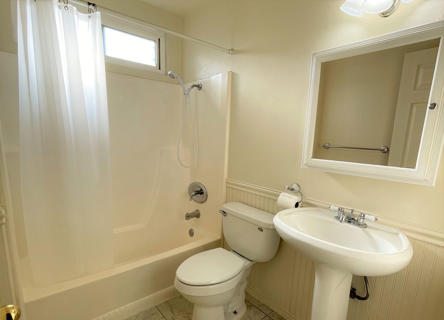9918 Caminito Bolsa - San Diego - California - 2 bed, 1 bath rental property