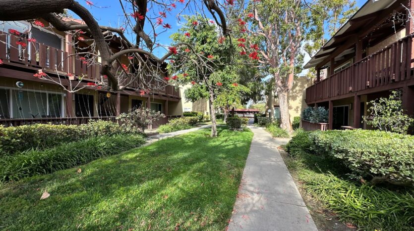 1000 W MacArthur Blvd #130 - Santa Ana - California - 1 bed, 1 bath rental property