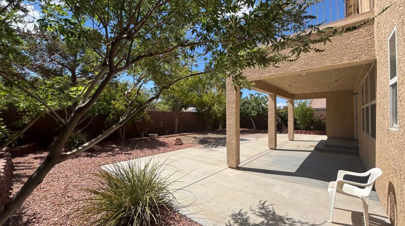 1001 Pleasing Plateau St - Henderson - Nevada - 4 bed, 2.5 bath rental property