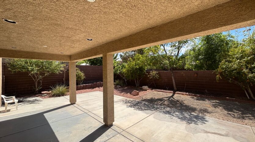 1001 Pleasing Plateau St - Henderson - Nevada - 4 bed, 2.5 bath rental property