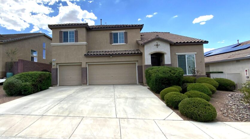 1001 Pleasing Plateau St - Henderson - Nevada - 4 bed, 2.5 bath rental property