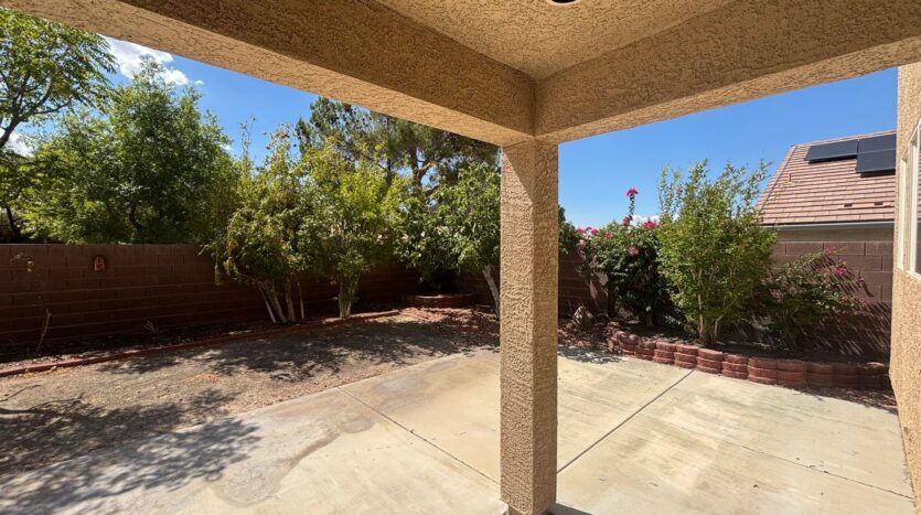 1001 Pleasing Plateau St - Henderson - Nevada - 4 bed, 2.5 bath rental property