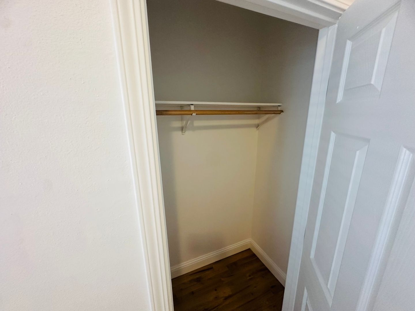 1009 Solons Aly  Apt 2 - Sacramento - California - 2 bed, 1 bath rental property