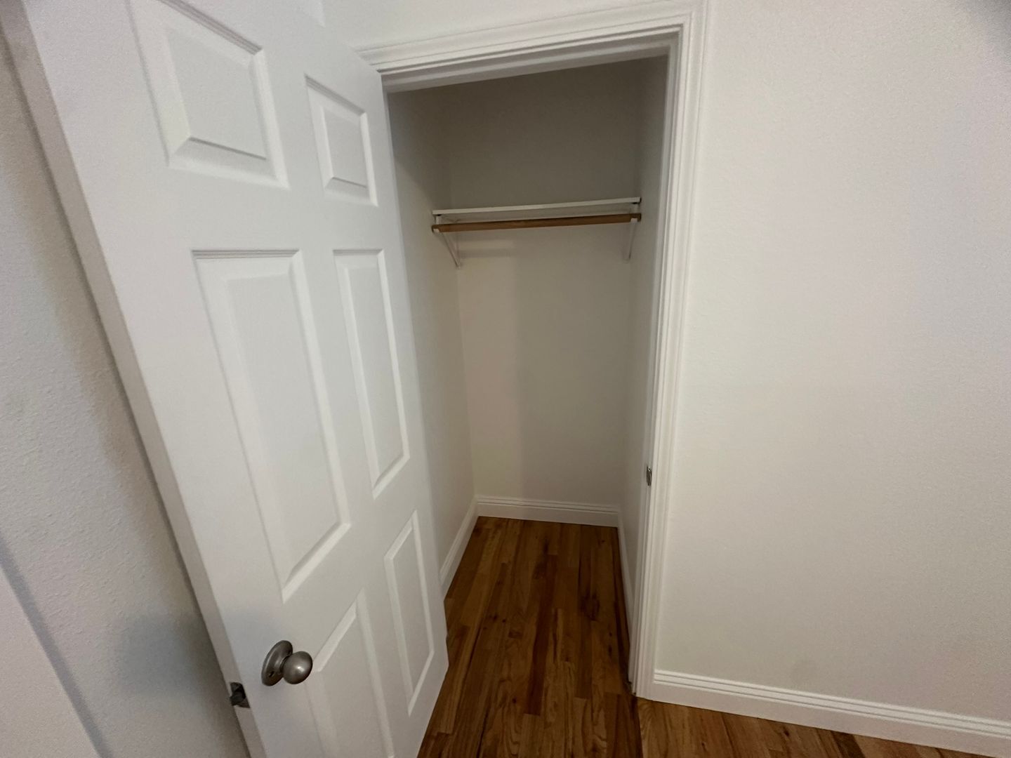 1009 Solons Aly  Apt 2 - Sacramento - California - 2 bed, 1 bath rental property