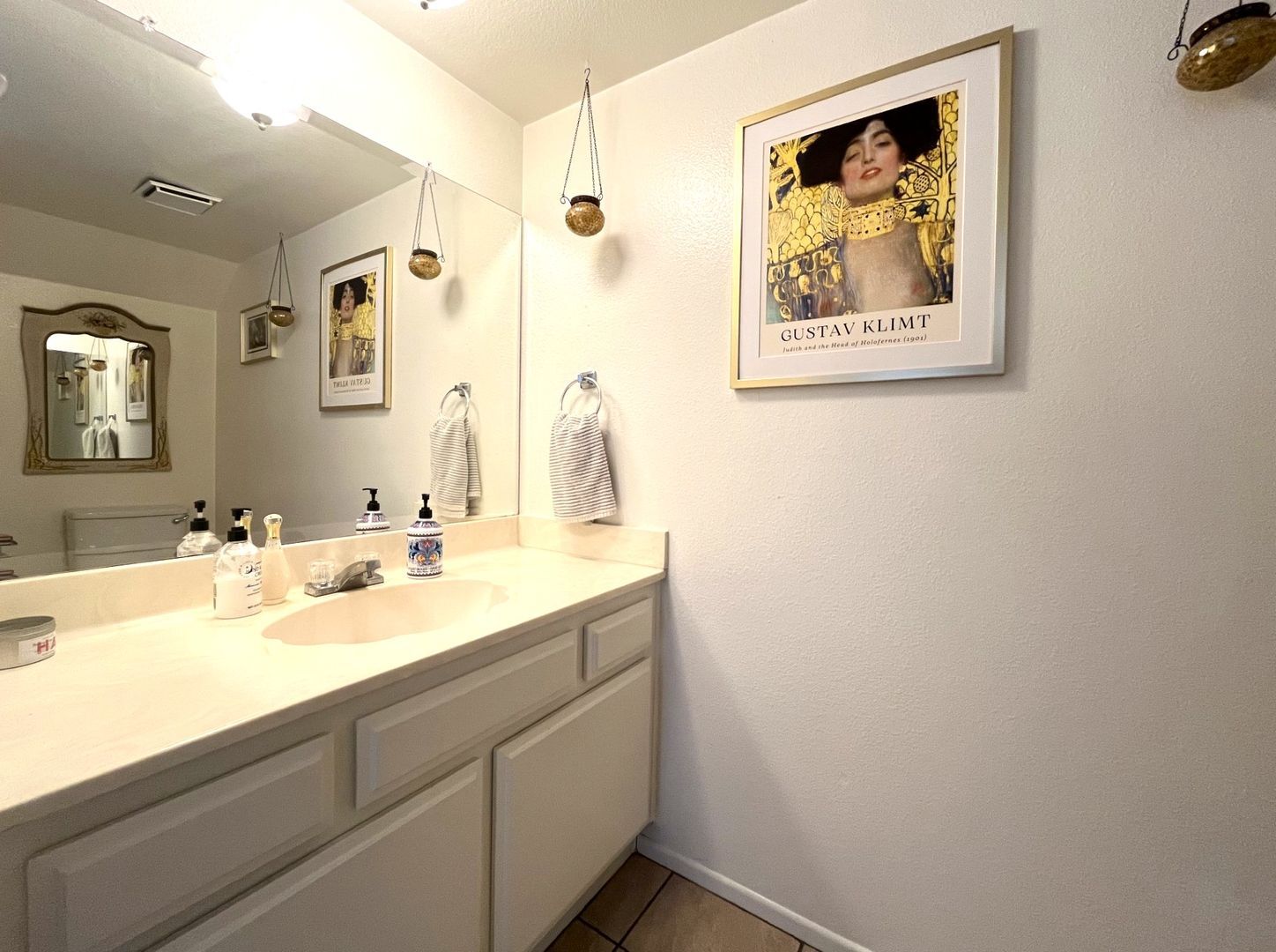 1013 W. Linden #32 - Riverside - California - 2 bed, 1.5 bath rental property