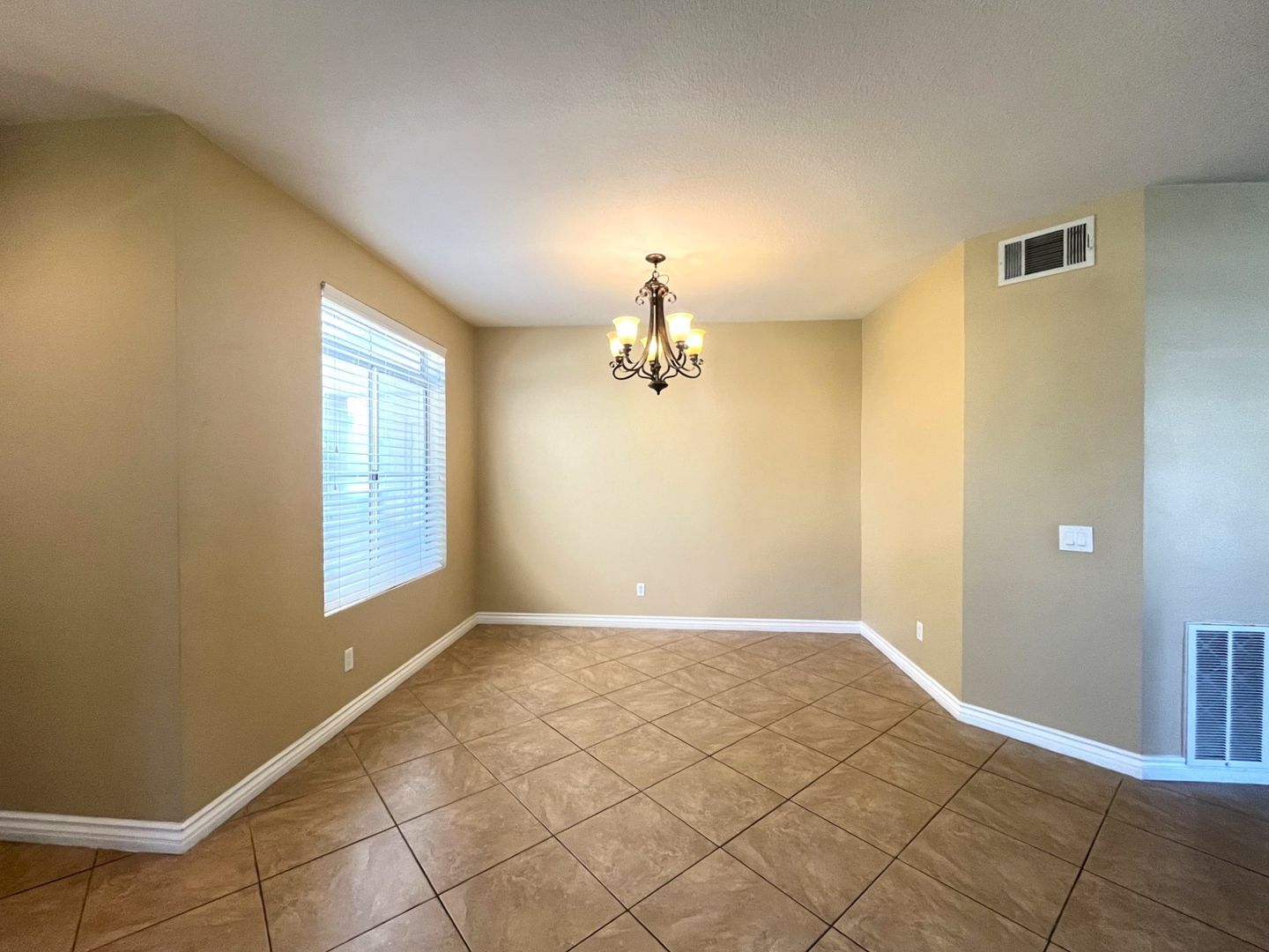 1020 N Turner Ave # 134 - Ontario - California - 3 bed, 3 bath rental property