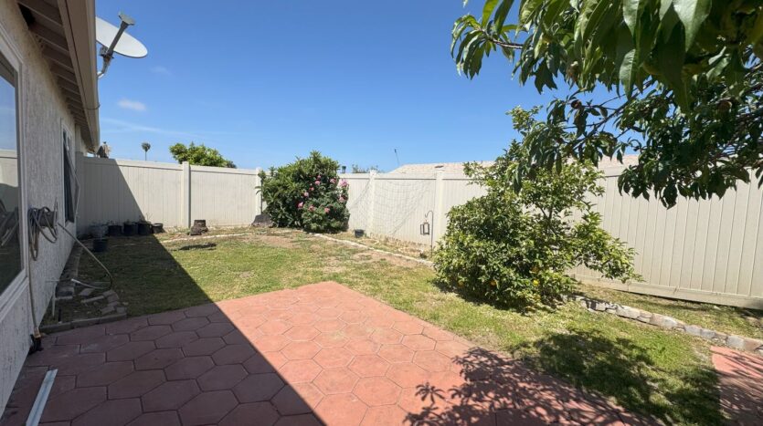 10959 Via Banco - San Diego - California - 3 bed, 2 bath rental property
