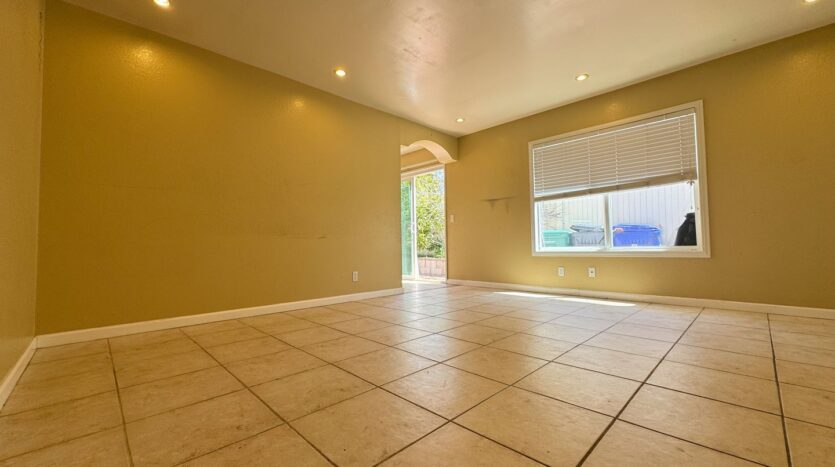 10959 Via Banco - San Diego - California - 3 bed, 2 bath rental property