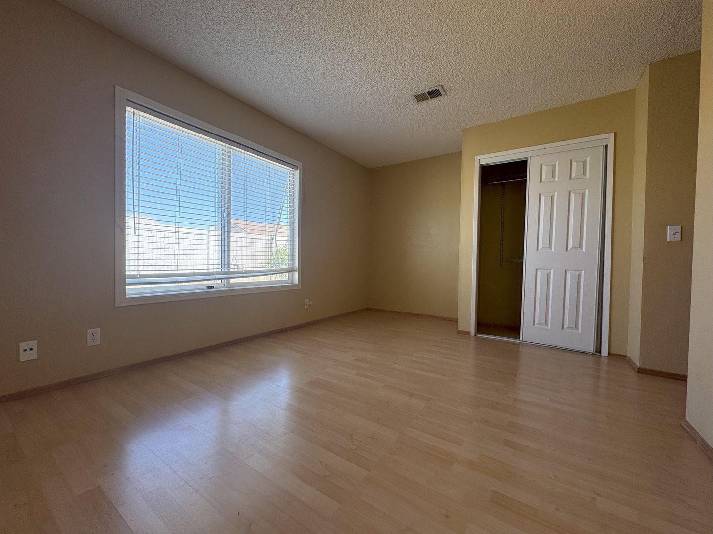 10959 Via Banco - San Diego - California - 3 bed, 2 bath rental property