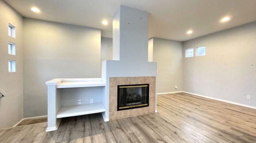 10964 Ivy Hill Drive Unit 3 - San Diego - California - 2 bed, 2 bath rental property