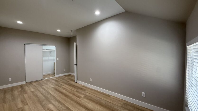 1105 E. Ave J4 - Lancaster - California - 3 bed, 1 bath rental property