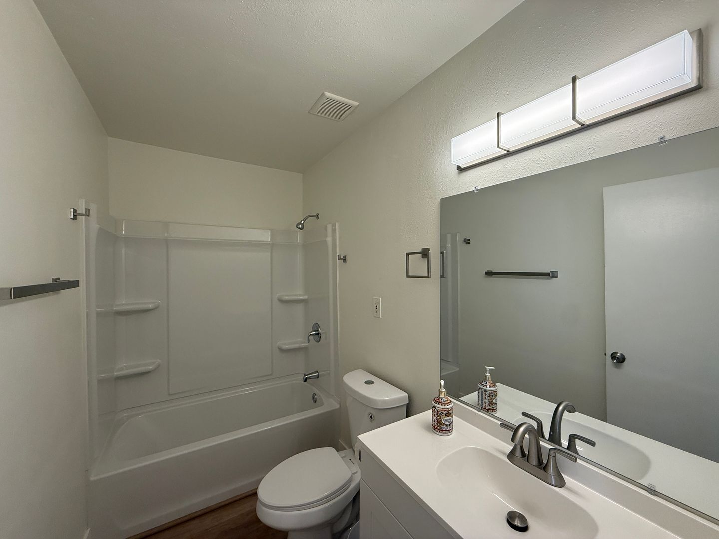 1105 E. Ave J4 - Lancaster - California - 3 bed, 2 bath rental property
