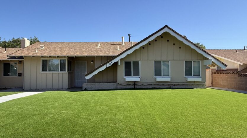 1105 E. Ave J4 - Lancaster - California - 3 bed, 2 bath rental property