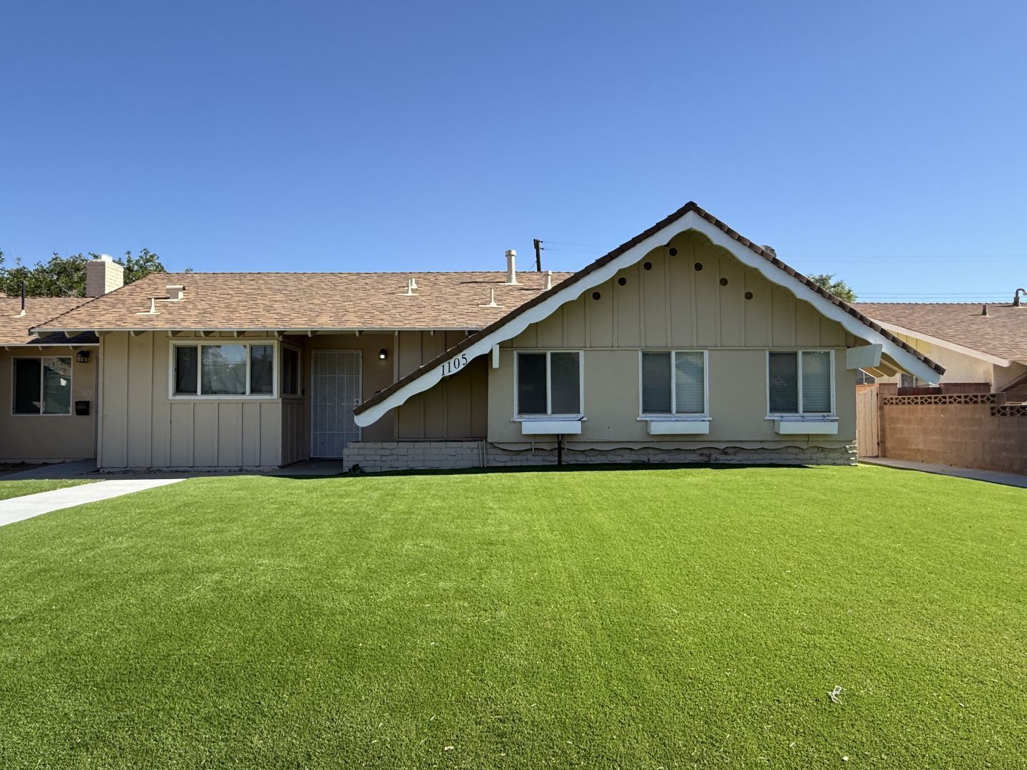 1105 E. Ave J4 - Lancaster - California - 3 bed, 2 bath rental property