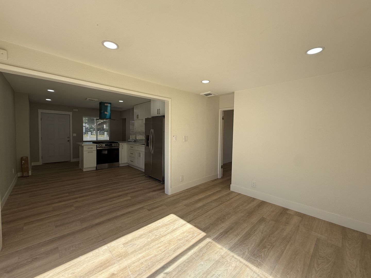 1105 E. Ave J4 - Lancaster - California - 3 bed, 1 bath rental property
