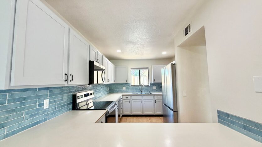 112 Willow Lake Dr. - Palm Desert - California - 2 bed, 2 bath rental property