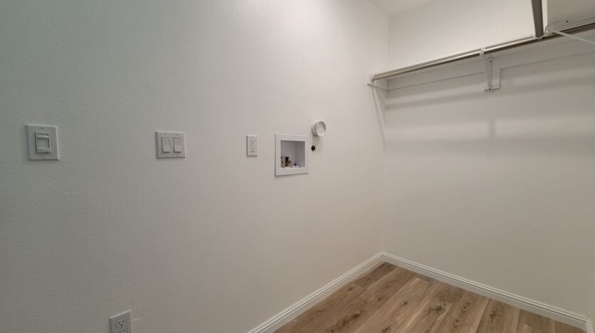11325 Martha St. - Los Angeles - California - 1 bath rental property