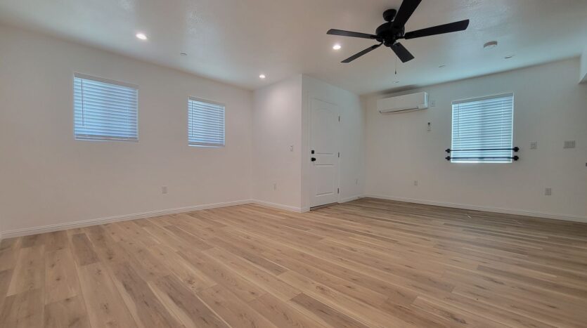 11325 Martha St. - Los Angeles - California - 1 bath rental property
