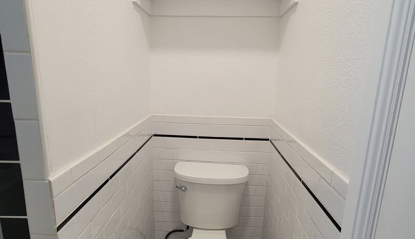 11325 Martha St. - Los Angeles - California - 1 bath rental property