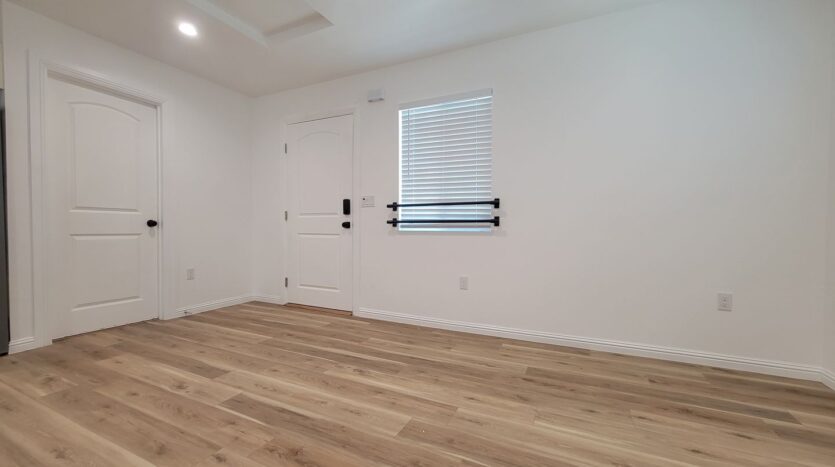 11325 Martha St. - Los Angeles - California - 1 bath rental property