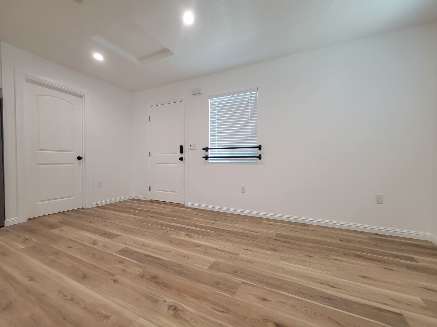 11325 Martha St. - Los Angeles - California - 1 bath rental property