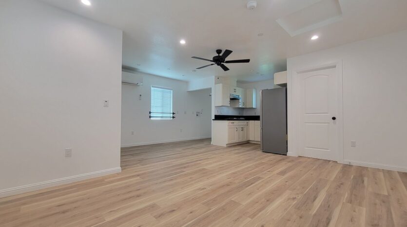 11325 Martha St. - Los Angeles - California - 1 bath rental property