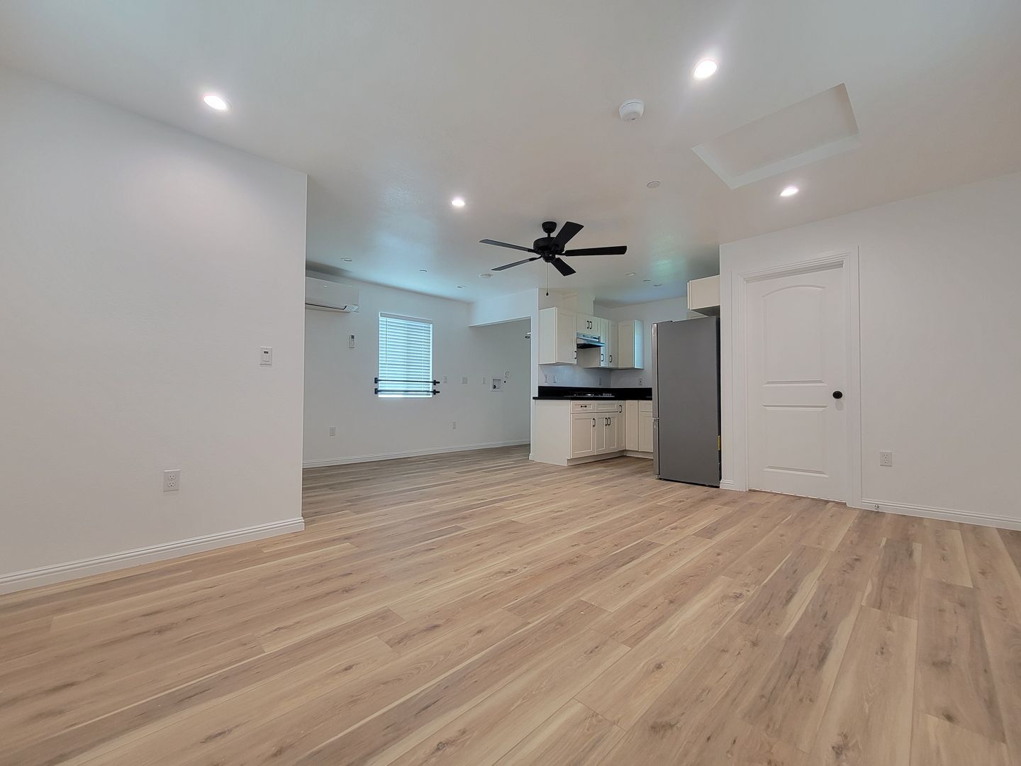 11325 Martha St. - Los Angeles - California - 1 bath rental property