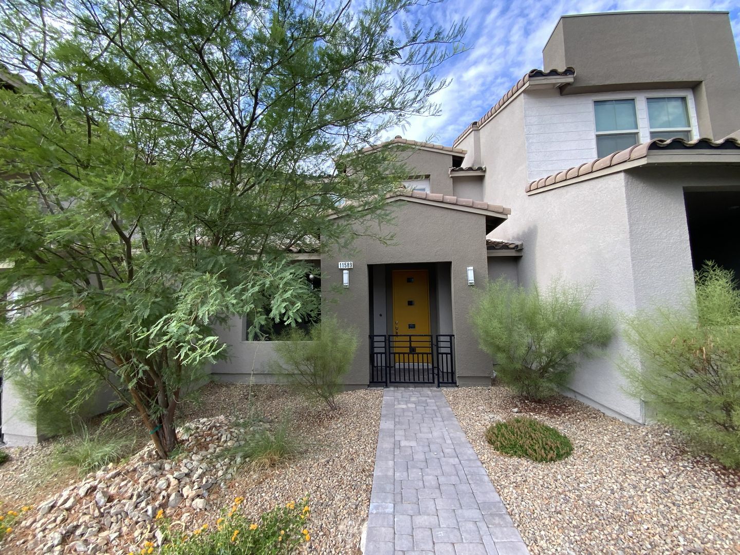11589 Alpine Cove - Las Vegas - Nevada - 3 bed, 2.5 bath rental property