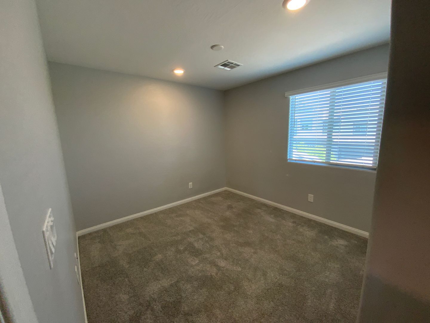 11589 Alpine Cove - Las Vegas - Nevada - 3 bed, 2.5 bath rental property