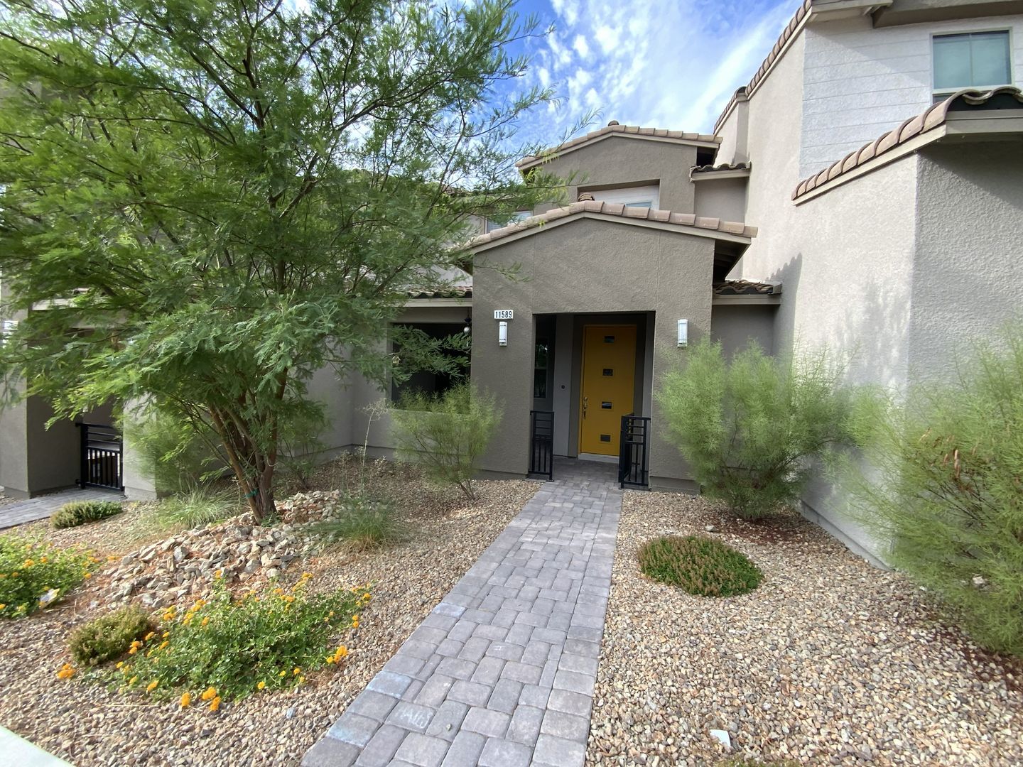 11589 Alpine Cove - Las Vegas - Nevada - 3 bed, 2.5 bath rental property