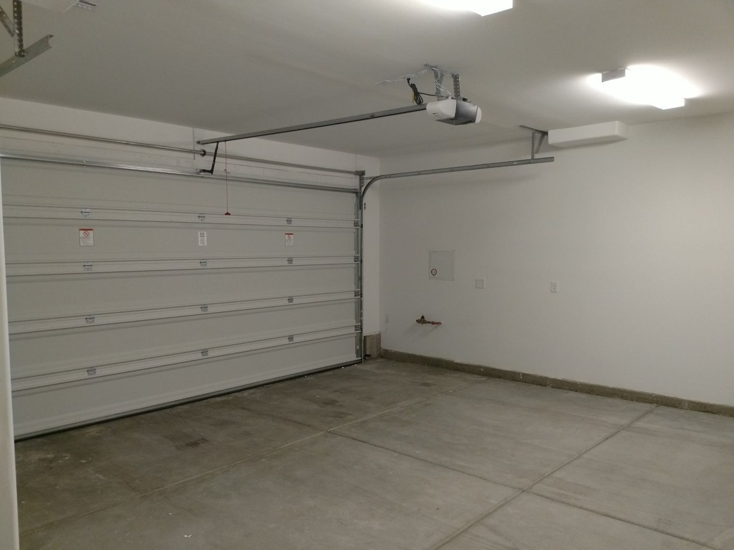11589 Alpine Cove - Las Vegas - Nevada - 3 bed, 2.5 bath rental property