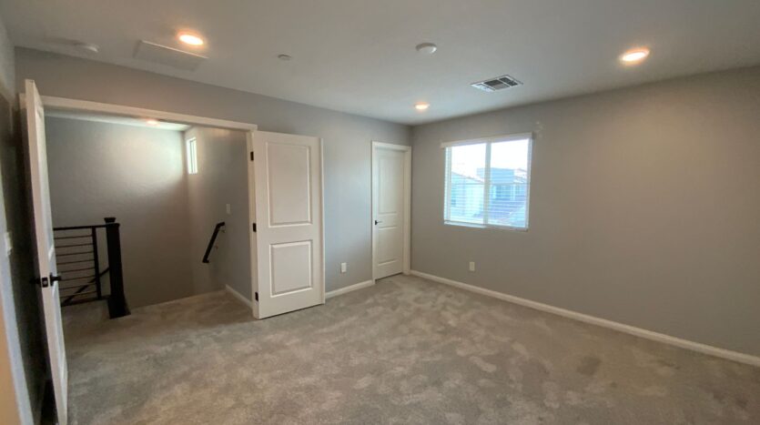 11589 Alpine Cove - Las Vegas - Nevada - 3 bed, 2.5 bath rental property