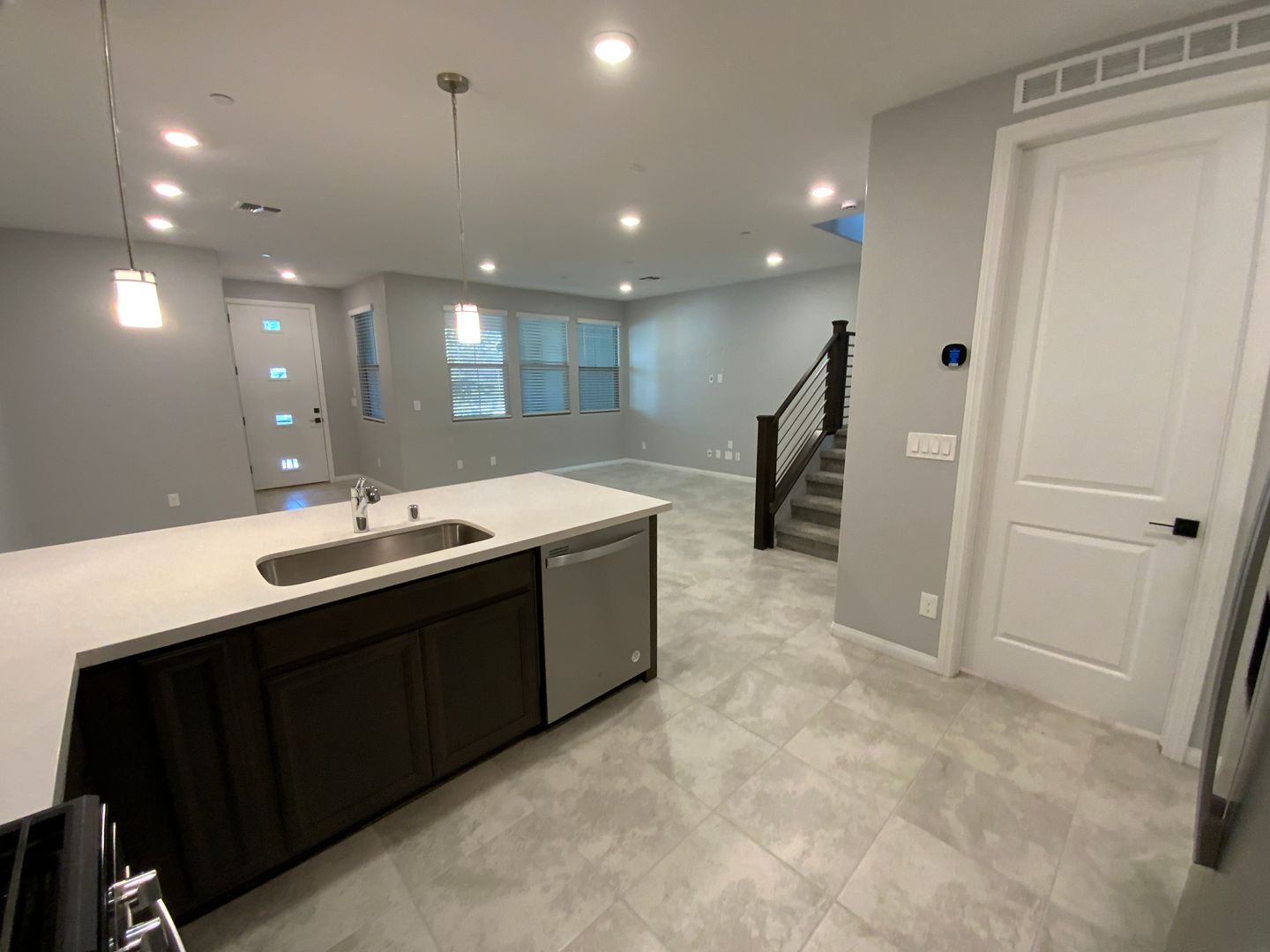 11589 Alpine Cove - Las Vegas - Nevada - 3 bed, 2.5 bath rental property