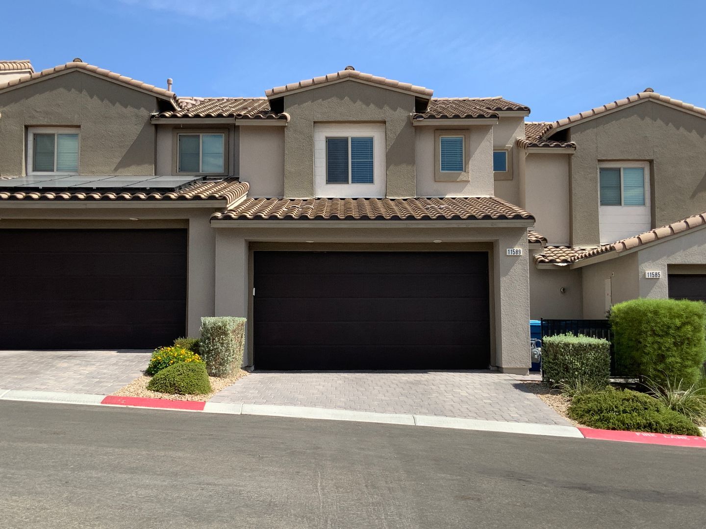 11589 Alpine Cove - Las Vegas - Nevada - 3 bed, 2.5 bath rental property