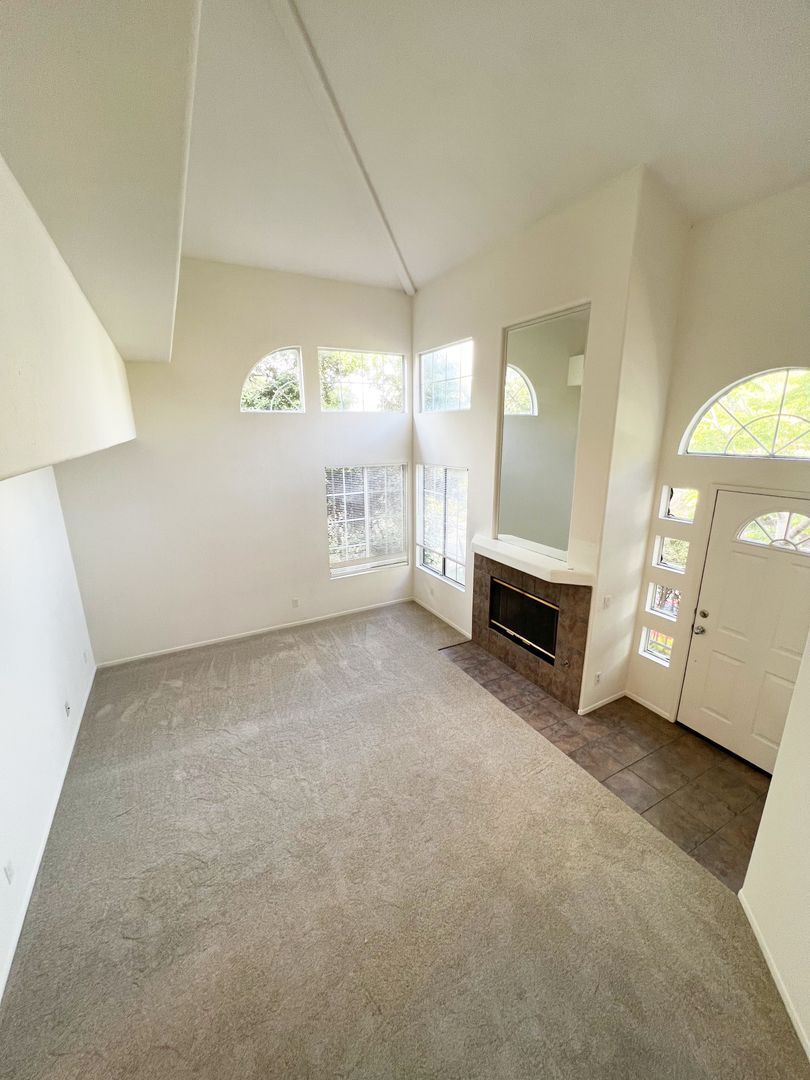 12625 El Camino Real #D - San Diego - California - 3 bed, 3 bath rental property